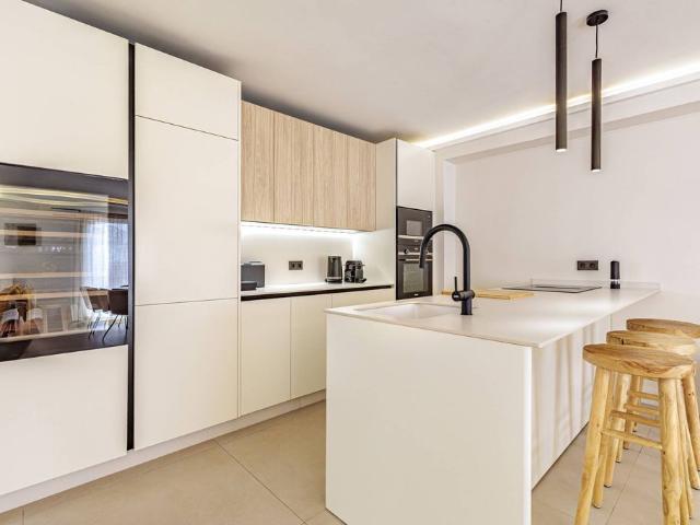 Piso en venta en Divina Pastora, Costa del Sol Occidental
