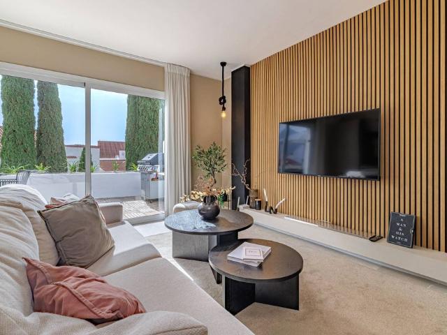 Piso en venta en Nueva Andalucía, Costa del Sol Occidental