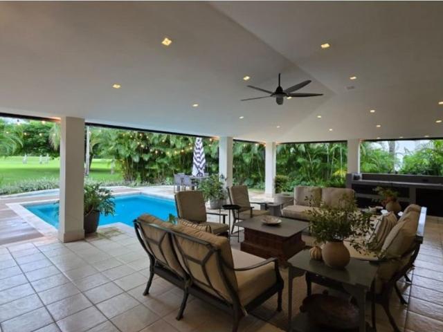 Piso exclusivo en venta en Río Hato, Panamá