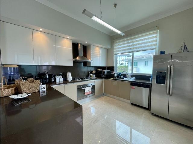 Piso exclusivo en venta en Río Hato, Provincia de Coclé