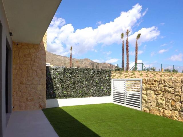 Dúplex en venta en Finestrat, Urbanització Golf Badia