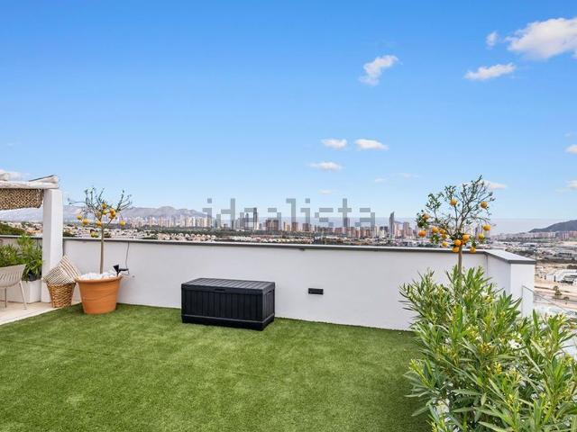 Dúplex en venta en la Marina Baixa, Valencia