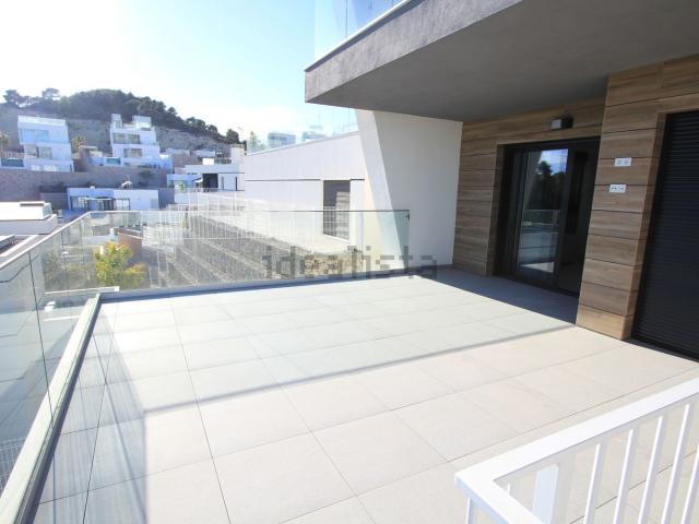 Dúplex en alquiler en Finestrat, Valencia