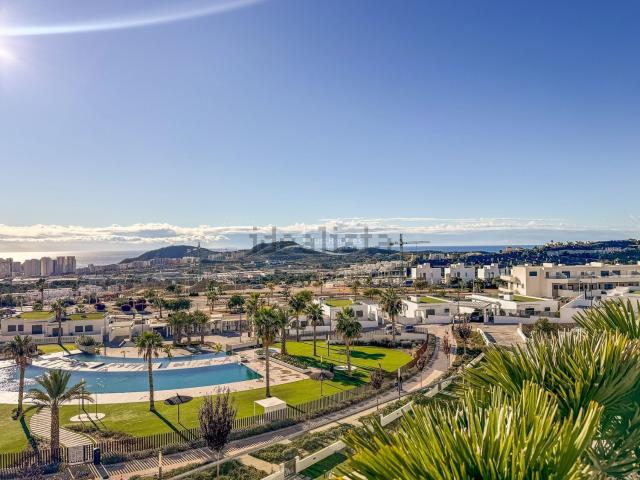 Ático en alquiler en Urbanització Golf Badia, Finestrat