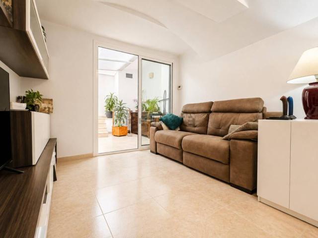 Piso en venta en Flaçà, Girona