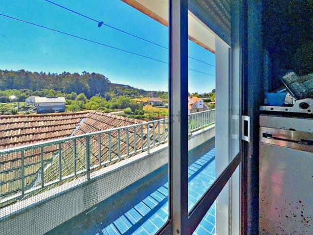 Piso en venta en Fornelos de Montes, Vigo