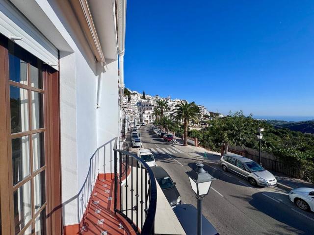 Piso en venta en Frigiliana, Málaga