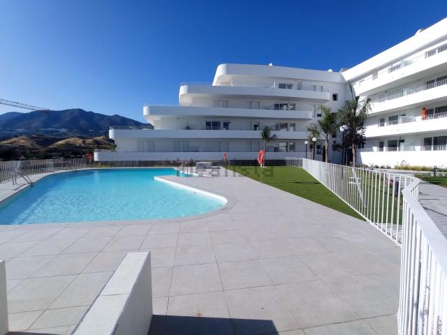 Ático en alquiler en Los Pacos, Costa del Sol Occidental