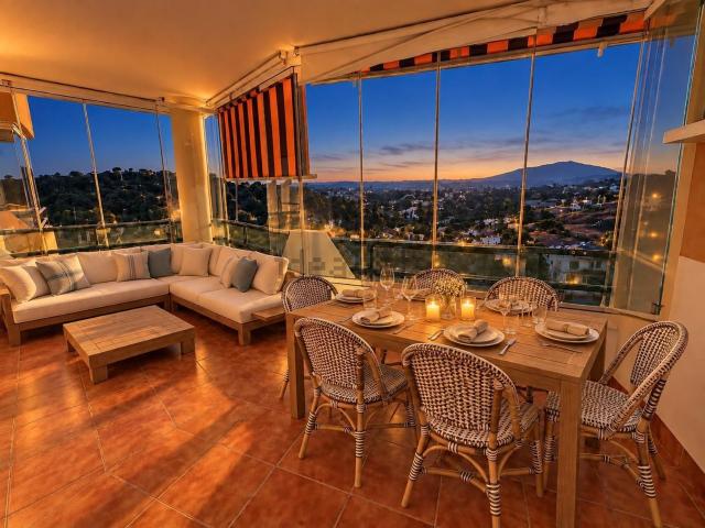 Piso en venta en Los Pacos, Costa del Sol Occidental