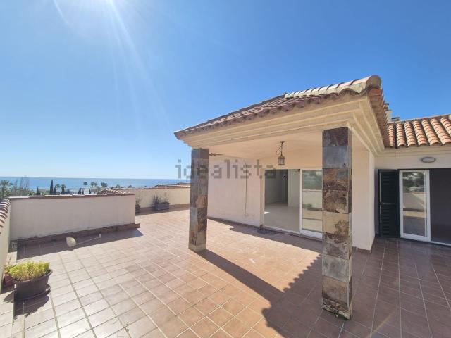 Ático en alquiler en La Capellanía, Benalmádena