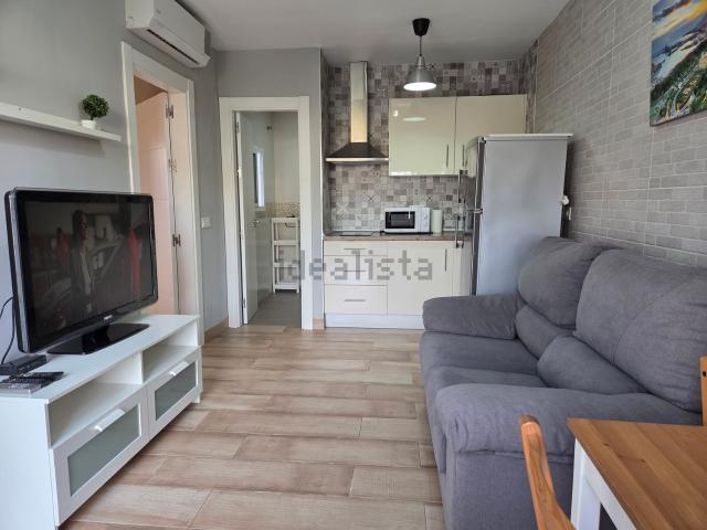Piso en alquiler en Puerto de la Torre, Málaga-Costa del Sol