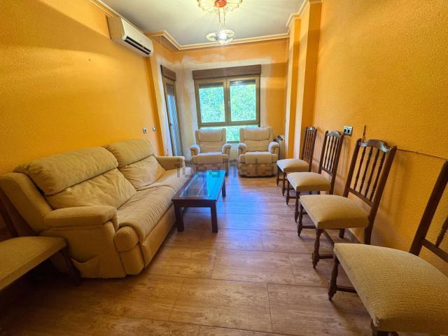 Piso en venta en Fuentealbilla, Castilla-La Mancha