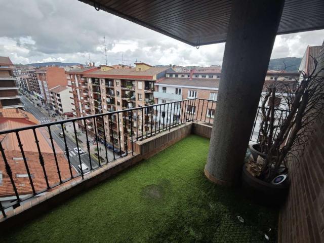 Piso en venta en Galdakao, Kurtzea