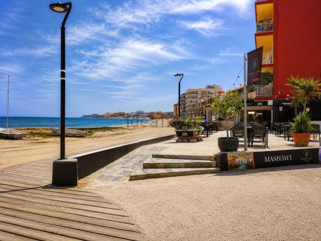 Piso en venta en La Mata, el Baix Segura / La Vega Baja