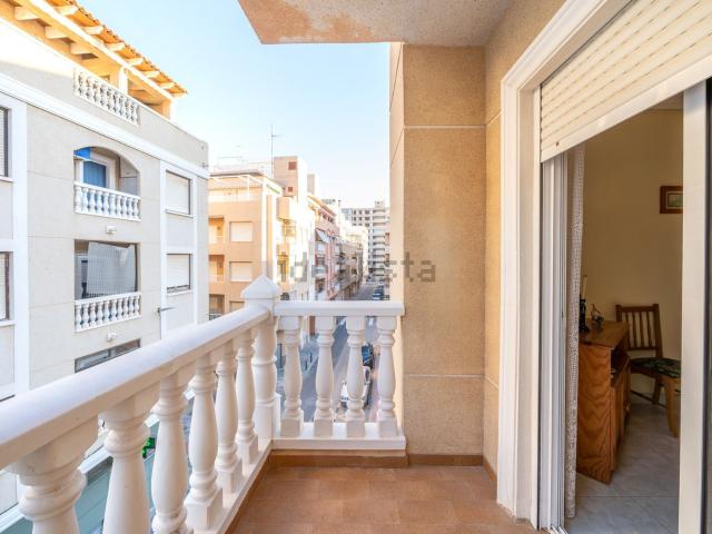 Piso en venta en Torrevieja, Valencia