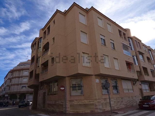 Piso en venta en La Mata, el Baix Segura / La Vega Baja