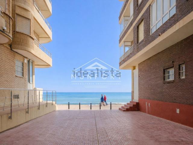 Piso en venta en La Mata, el Baix Segura / La Vega Baja