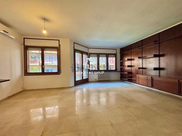 Piso en venta en Eixample, Gironès