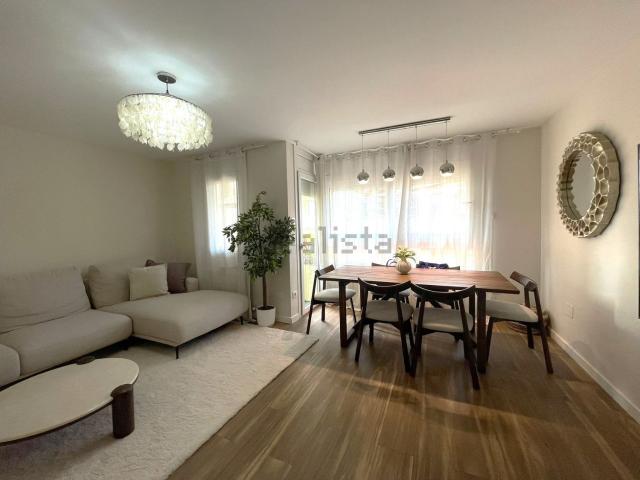 Piso en venta en Eixample, Girona