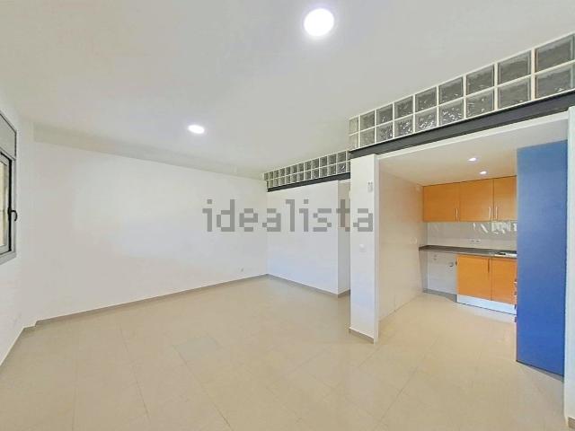 Piso en venta en Montjuïc, Gironès