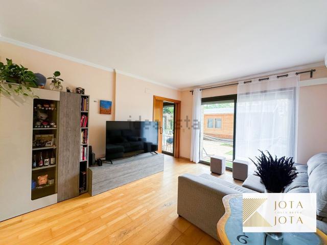 Piso en venta en Palau, Gironès