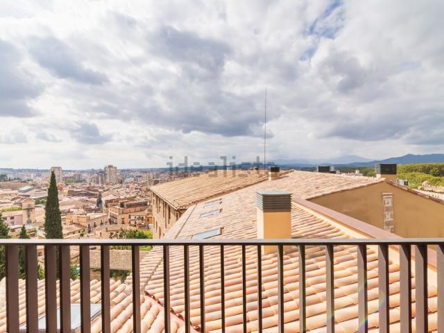 Dúplex en venta en Barri Vell, Gironès