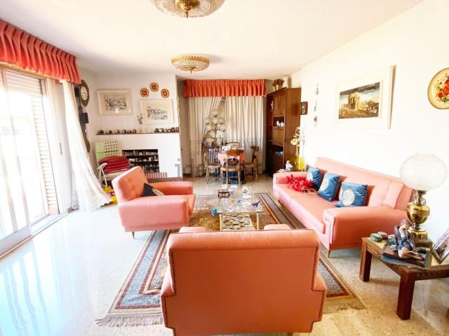 Ático en venta en Ronda, Granada