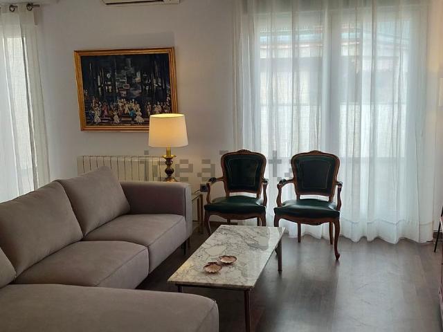 Ático en alquiler en Centro, Granada