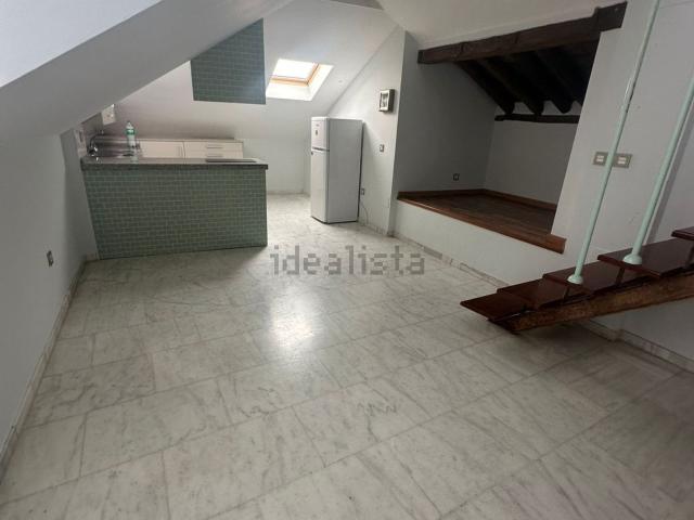 Dúplex en alquiler en Centro, Comarca de la Vega de Granada