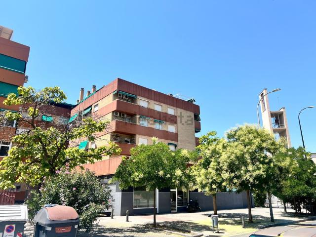 Piso en venta en Granada, Zaidín - Vergeles