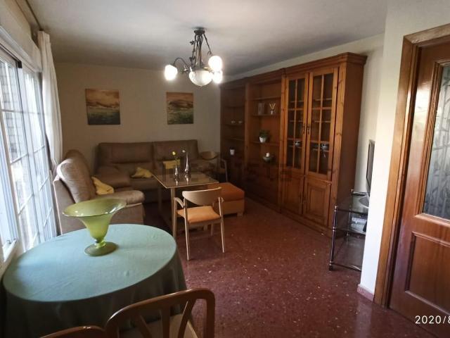 Piso en alquiler en Joaquina Eguaras, Granada