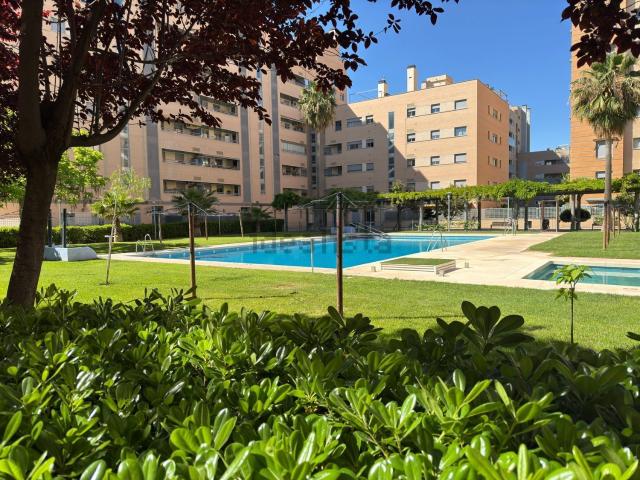 Dúplex en alquiler en Granada, Zaidín - Vergeles