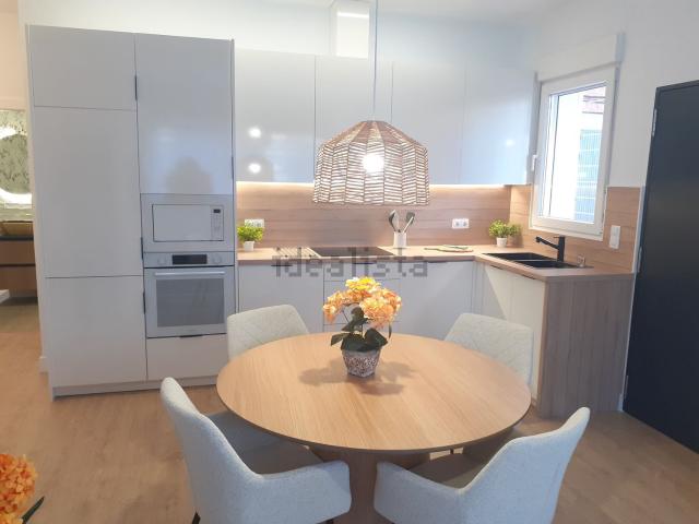Piso en venta en Granada, Zaidín - Vergeles