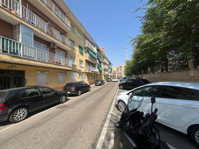 Piso en venta en Guadalajara, Amistad