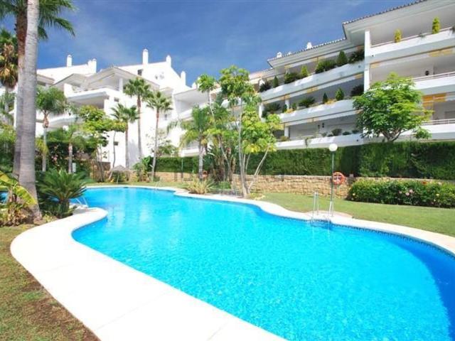 Dúplex en alquiler en Guadalmina, Costa del Sol Occidental