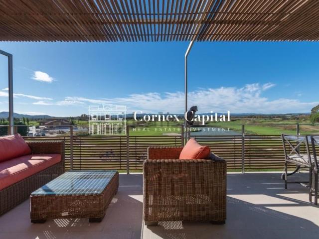 Dúplex en venta en Gualta, Girona