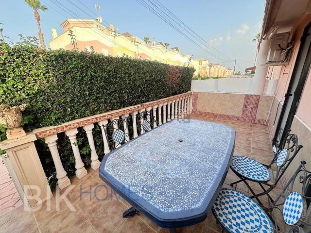 Piso en venta en Urbanització Pòrtic Mediterrani, el Baix Segura / La Vega Baja