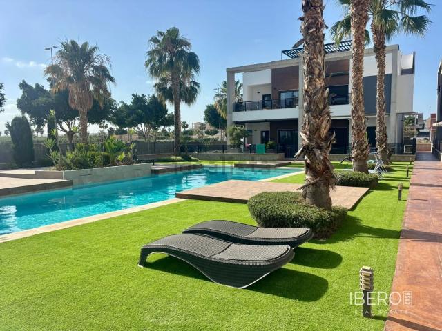 Ático en venta en Urbanització El Ras, el Baix Segura / La Vega Baja