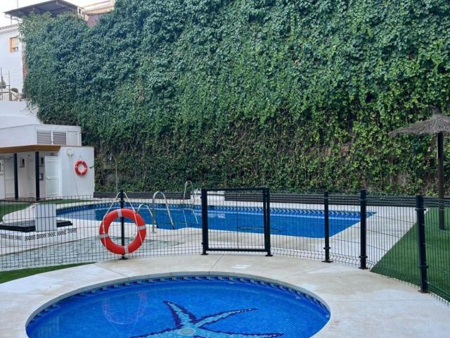 Ático en venta en Guaro, Málaga