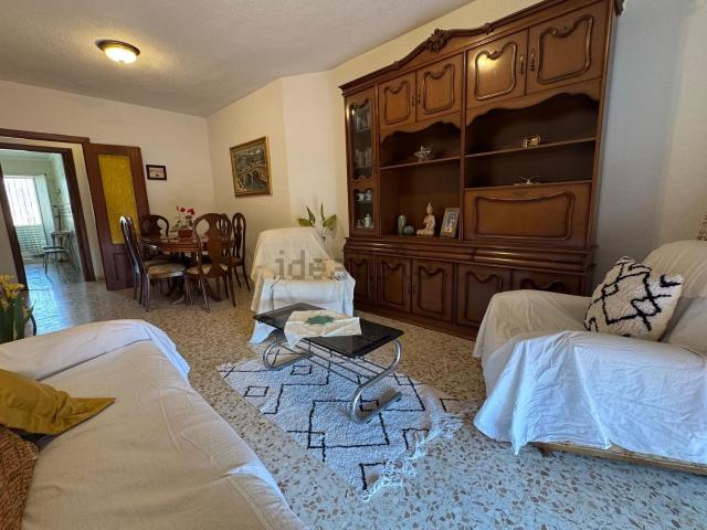 Piso en venta en Isso, Hellín