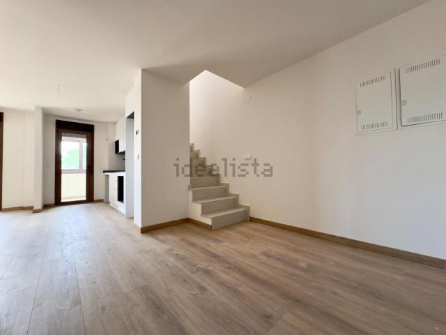 Dúplex en venta en la Canalosa, el Vinalopó Mitjà / El Vinalopó Medio