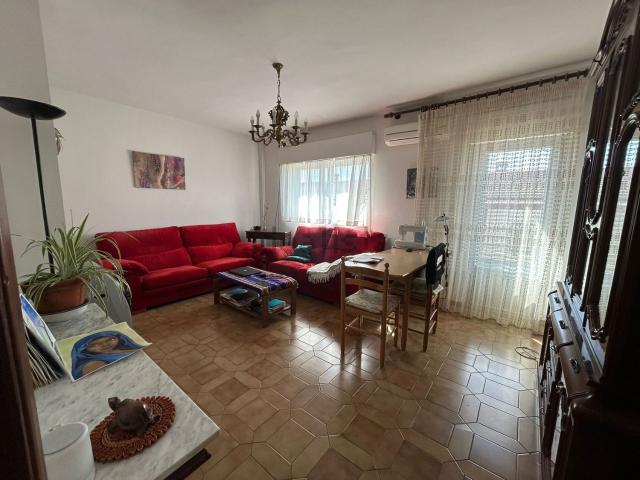 Piso en venta en Hoyos, Extremadura