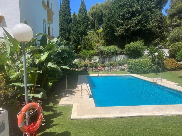 Ático en alquiler en Marbella, Miraflores