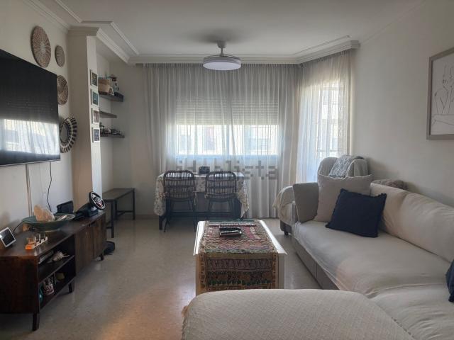 Piso en venta en Balcones del Mar, Estepona