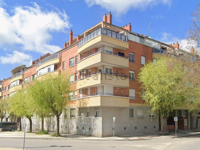 Piso en venta en Barrio del Perpetuo Socorro, Huesca/Uesca