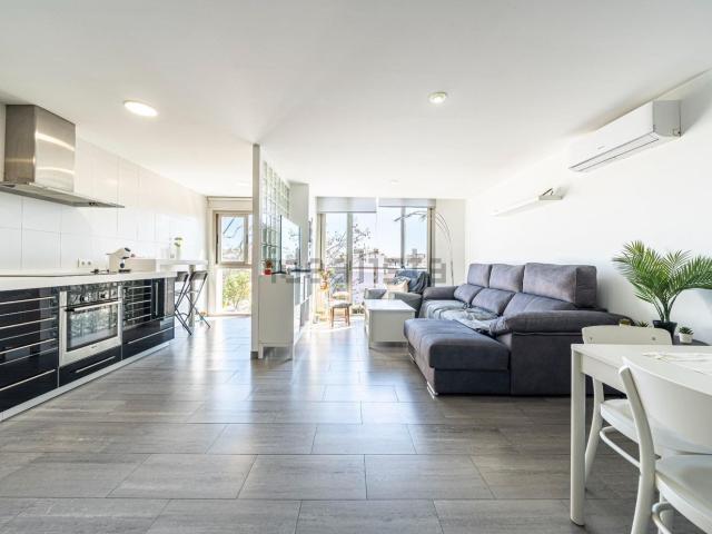 Piso en venta en Crist Rei, Raiguer