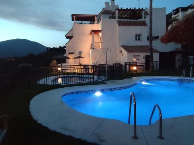 Piso en venta en Istán, Málaga