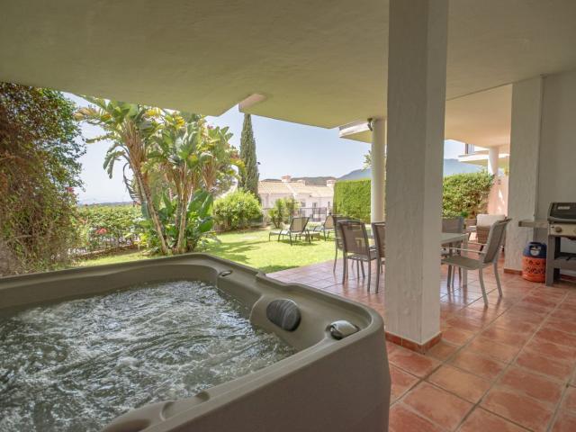 Piso en alquiler en Istán, Sierra Blanca Country Club