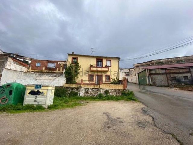 Piso en venta en Iznalloz, Cueva del Agua