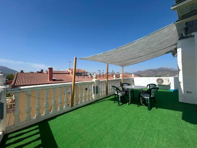 Dúplex en venta en Comarca de Los Montes, Andalucía